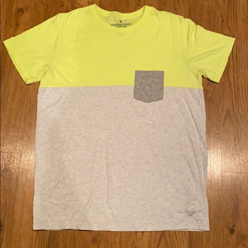 American eagle t shirt